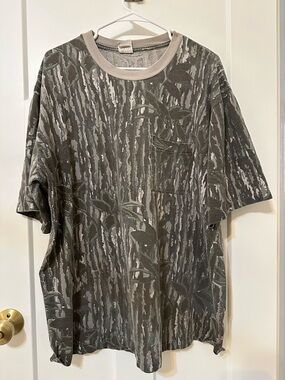 Vintage Men's Gray Leaf-Print Short Sleeve T-Shirt